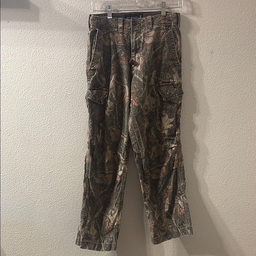 Abercrombie & Fitch Brown and Green Camo Baggy Cargo Pants